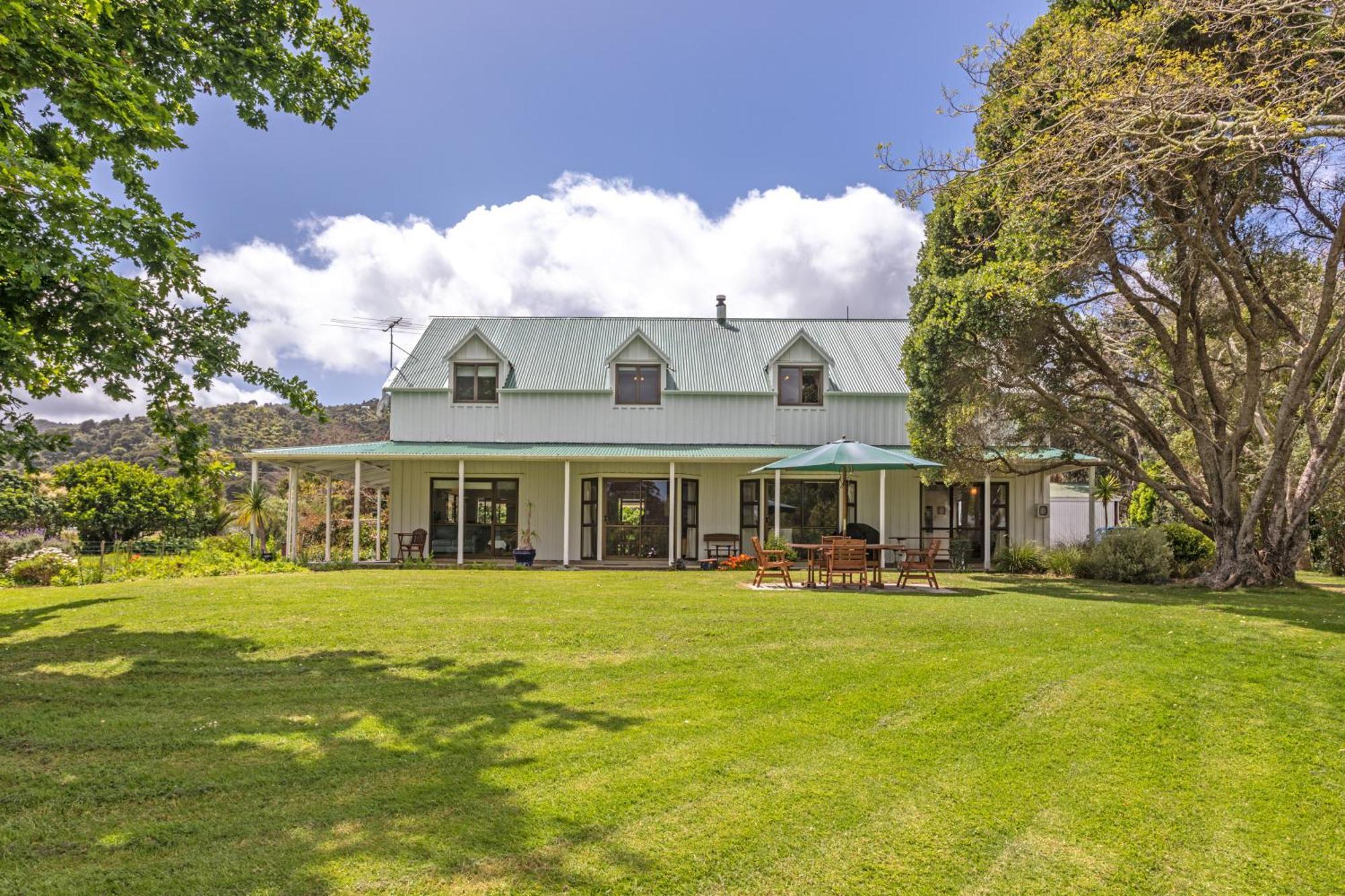 Jacaranda Lodge Coromandel Екстер'єр фото